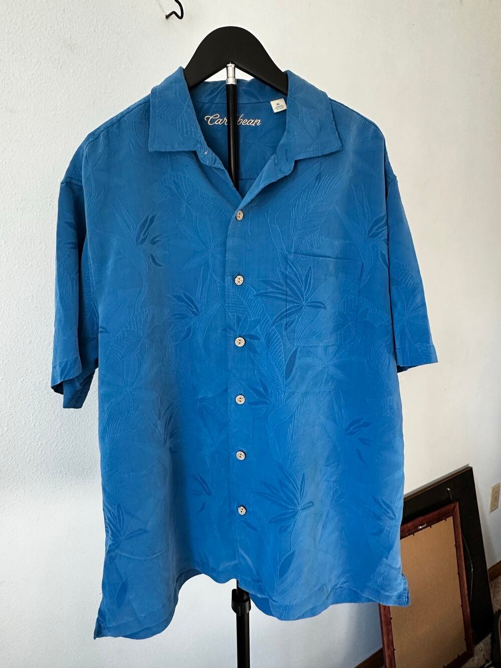 Caribbean Men’s XL Blue Hawaiian Camp Shirt Modal Poly Blend Tonal Palm Leaf